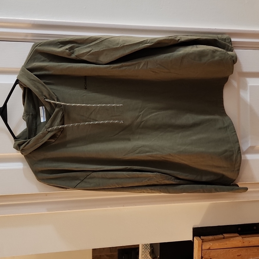 Sun Trek Hooded Pullover